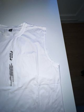 Camiseta sin mangas blanca XXL