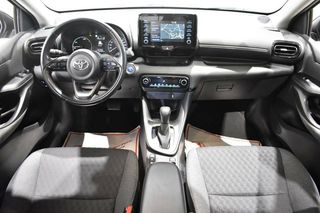 Toyota Yaris 1.5 HYBRID 116H BUSINESS PLUS