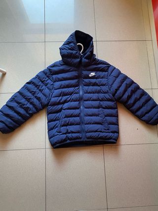 Abrigo Nike acolchado azul talla 147-158