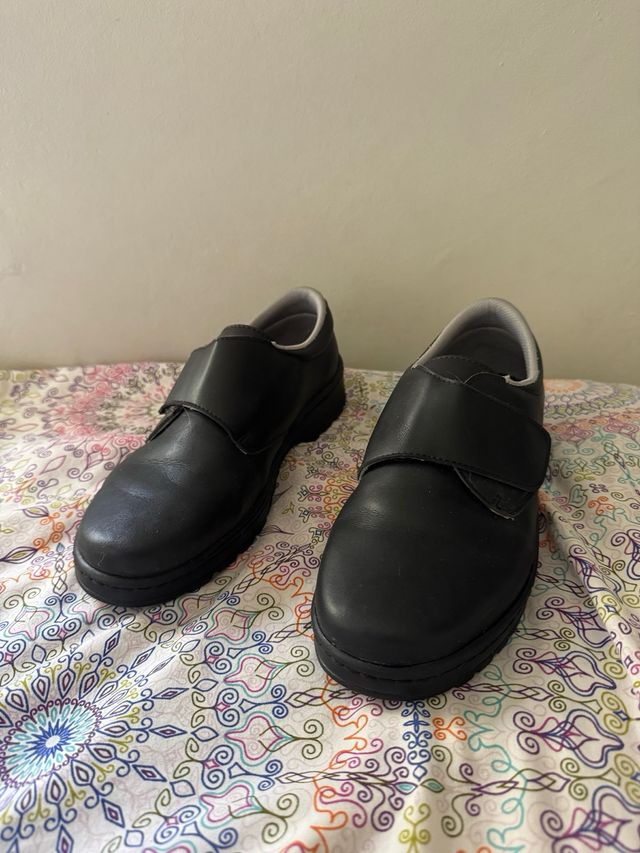 Zapatos Antideslizantes Dian Negros