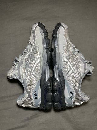 Zapatillas Asics NYC-Silver Gray