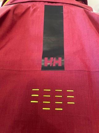 Chaqueta Helly Hansen Roja 50% de descuento 
