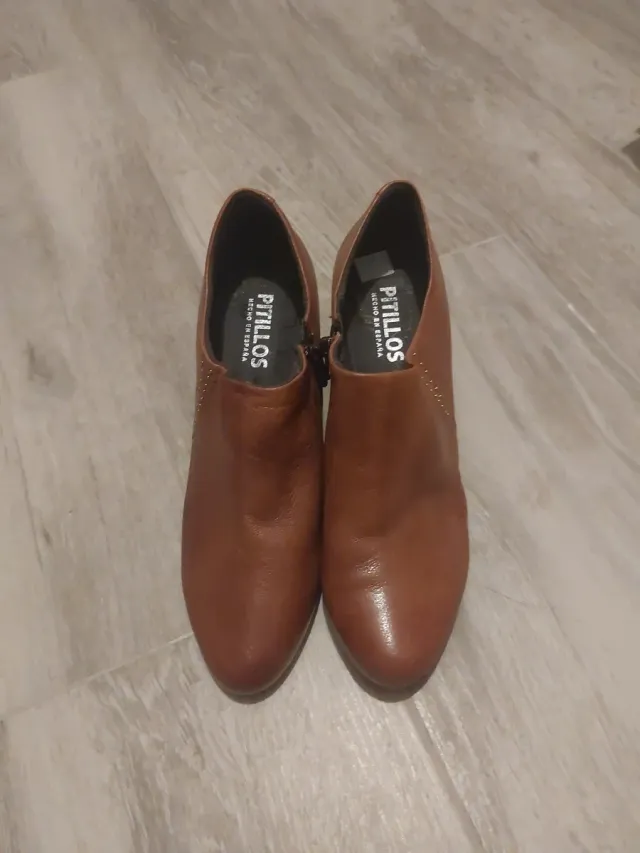 Botines Pitillos Marrones  de piel