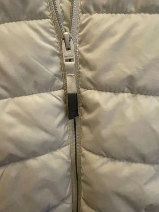 Chaqueta acolchada Bershka blanca