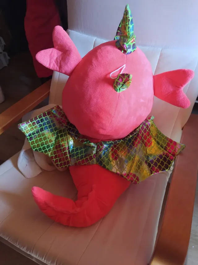 Muñeco Dragón Rosa y Verde