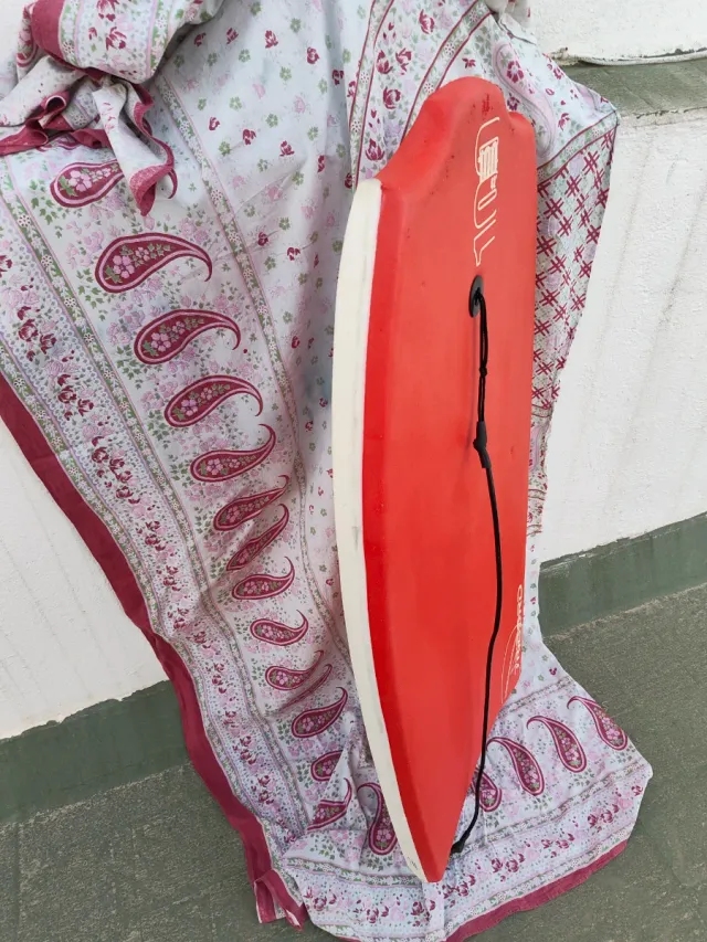 Bodyboard Rojo 40'' con Leash