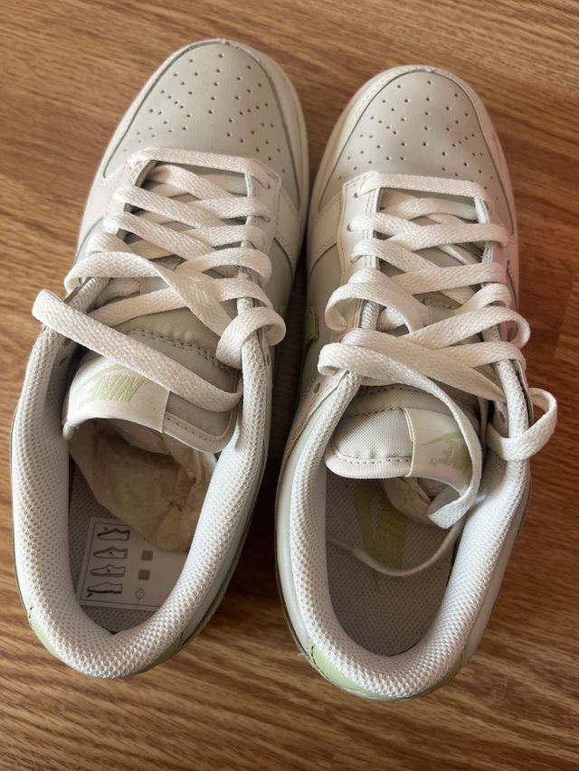 Nike Dunk Low Talla 39 SIN ESTRENAR