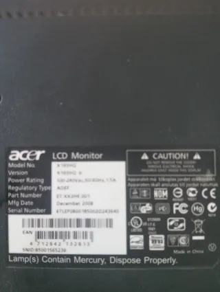 2 Pantallas Acer LCD + Torre PC + Cables