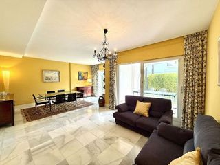 Casa pareada en alquiler en Lomas de Marbella Club - Puente Romano en Marbella