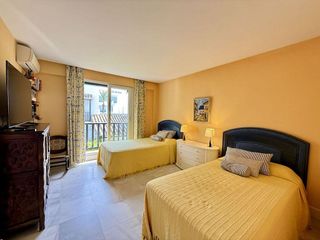Casa pareada en alquiler en Lomas de Marbella Club - Puente Romano en Marbella