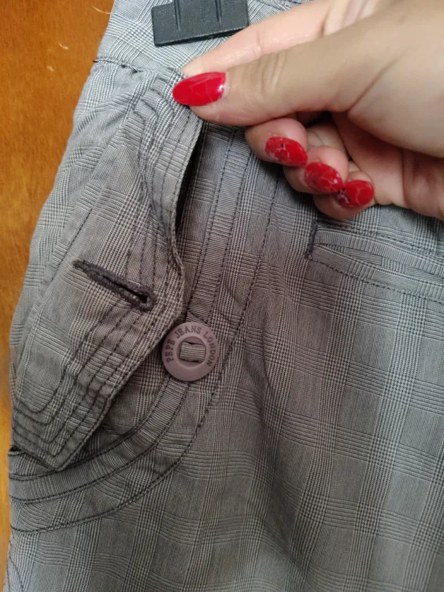 Pantaloni grigi P.J.L.