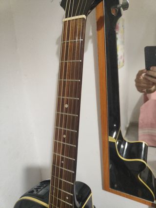 Guitarra Acústica Takamine Gseries eg260C bk