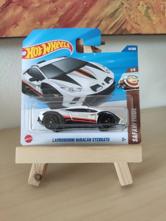Hot Wheels Lamborghini Huracán Sterrato 2025 
