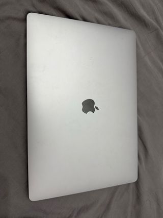 MacBook Pro 16” i9. 32GB 2019 Plata