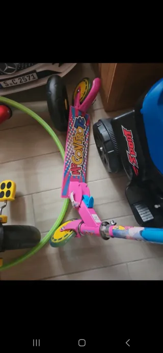 Monopattino Me Contro Te Rosa