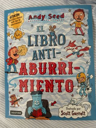 El libro antiaburrimiento: Ilustrado por Scott ...