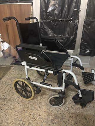 silla de ruedas plegable