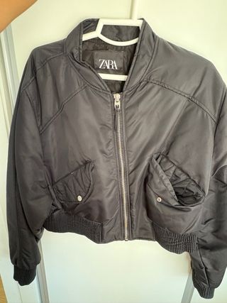 Chaqueta Zara Negra Bomber