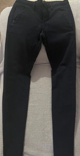 Pantalón chino azul oscuro