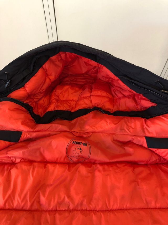 Chaqueta Peggy-Ho Negra con Forro Naranja