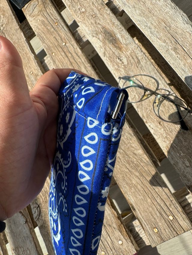 Funda de gafas estampado paisley