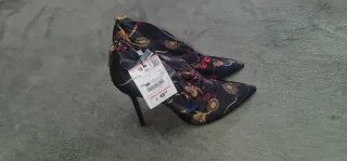 Botines Zara estampado joya