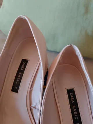 Zapatos Zara tacón medio beige y negro T.38