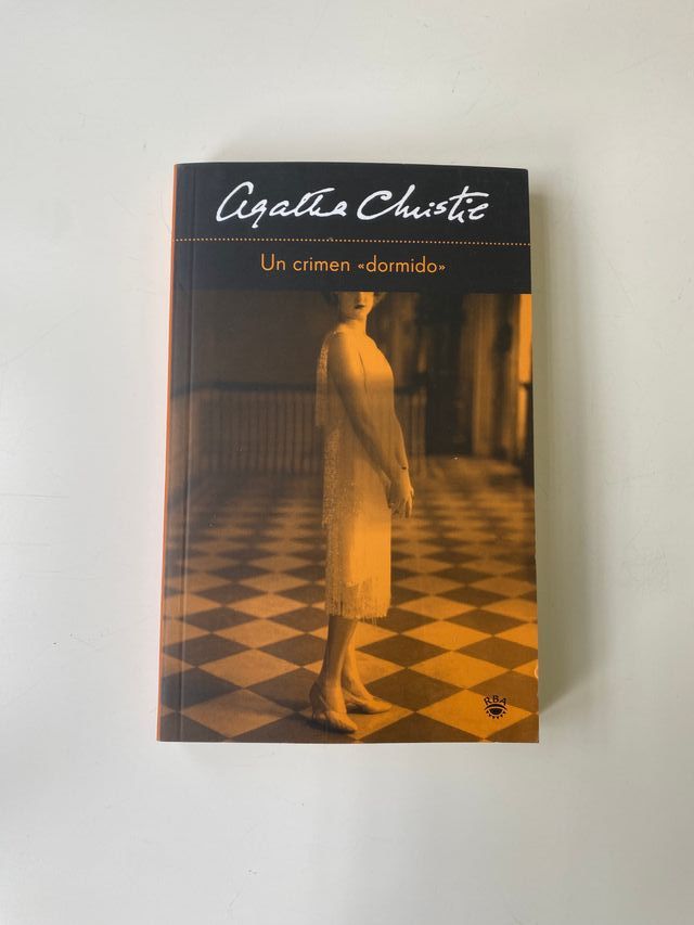 "Un crimen dormido" de Ágatha Christie