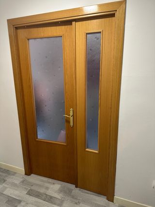 Puertas madera y cristal