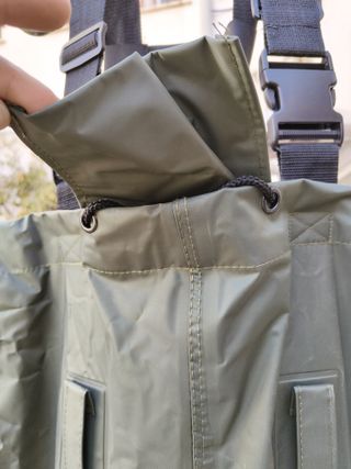 Vadeador pesca verde con tirantes botas 41
