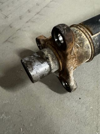 Cardán Renault Scenic RX4 en buen estado.