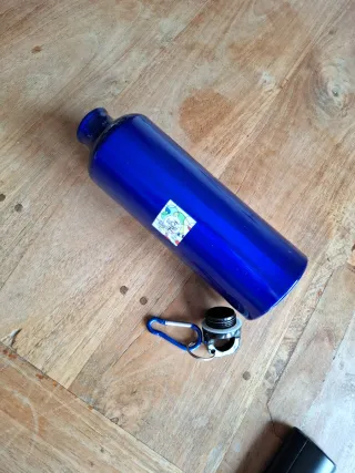 Borraccia termica blu in acciaio