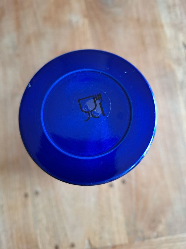 Borraccia termica blu in acciaio