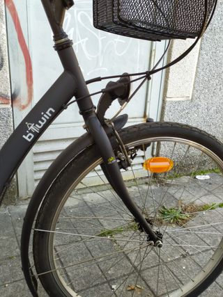 Bicicleta Paseo Btwin Negra