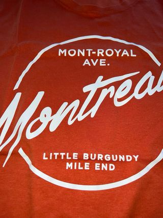 Camiseta Little Burgundy Mont-Royal Ave. XXL
