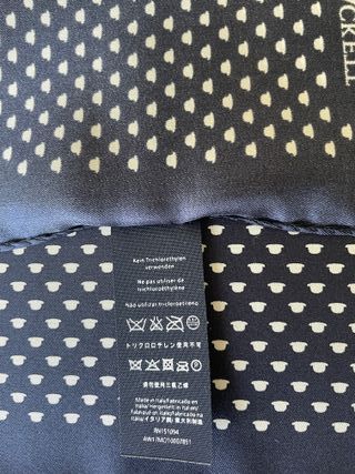 Pañuelo Hackett Seda Azul Marino Estampado