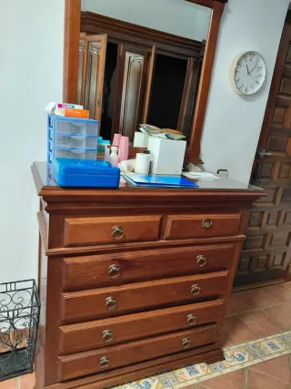 Armario de madera 4 puertas con espejos mesita noc