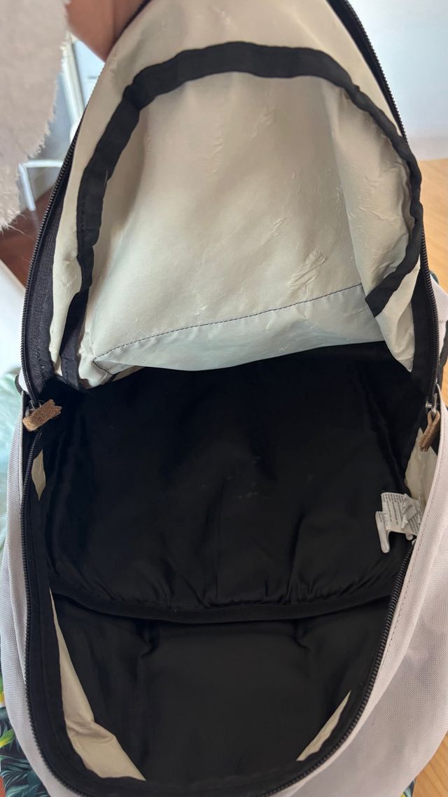 Mochila Quiksilver gris y multicolor