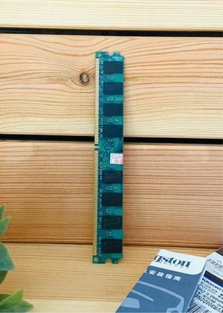 Memoria RAM Kingston 2 GB KVR800D2N6 - Nueva