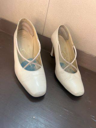 Zapatos de novia blancos talla 34,5