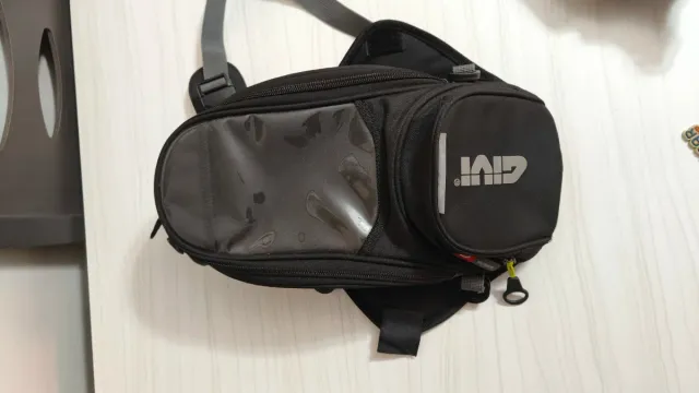 Bolsa de depósito Givi para moto