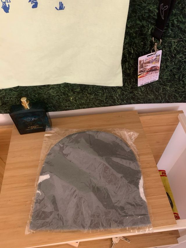 Gorro Corteiz Gris Nuevo