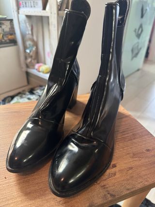 Botines Zara Tacón Negro Charol