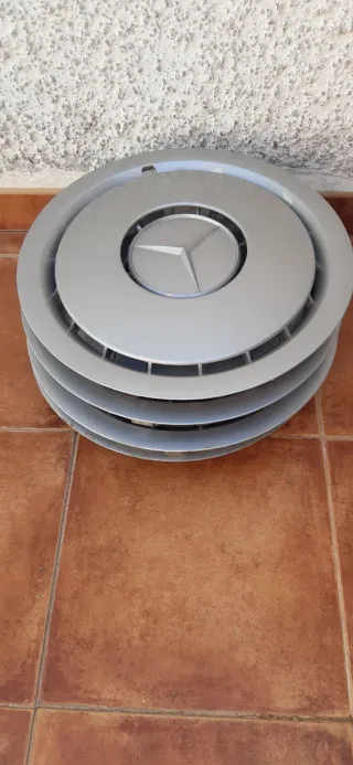 4 Tapacubos Mercedes Benz pulgadas 16