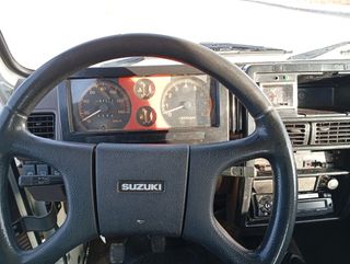 Suzuki Samurai 