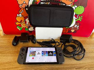 Nintendo Switch OLED 2022 completo.