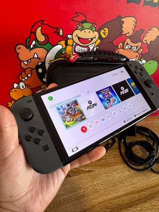 Nintendo Switch OLED 2022 completo.