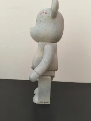 Bearbrick 400% LV Street Art
