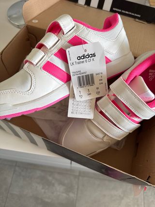 Deportivas Adidas Blancas y Rosas