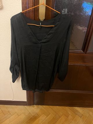 2 Blusas Stradivarius Talla Única